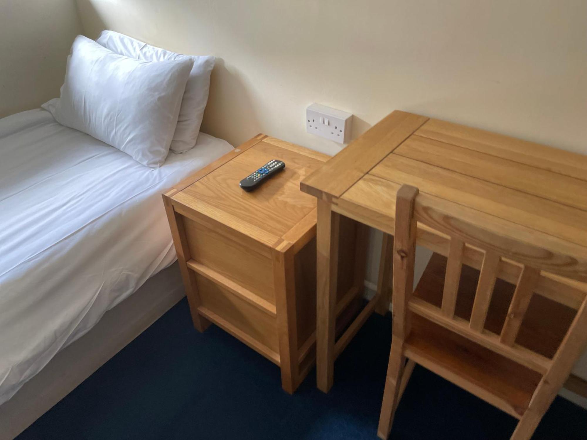 Bridge Farm Guesthouse Rooms Dundry Eksteriør bilde