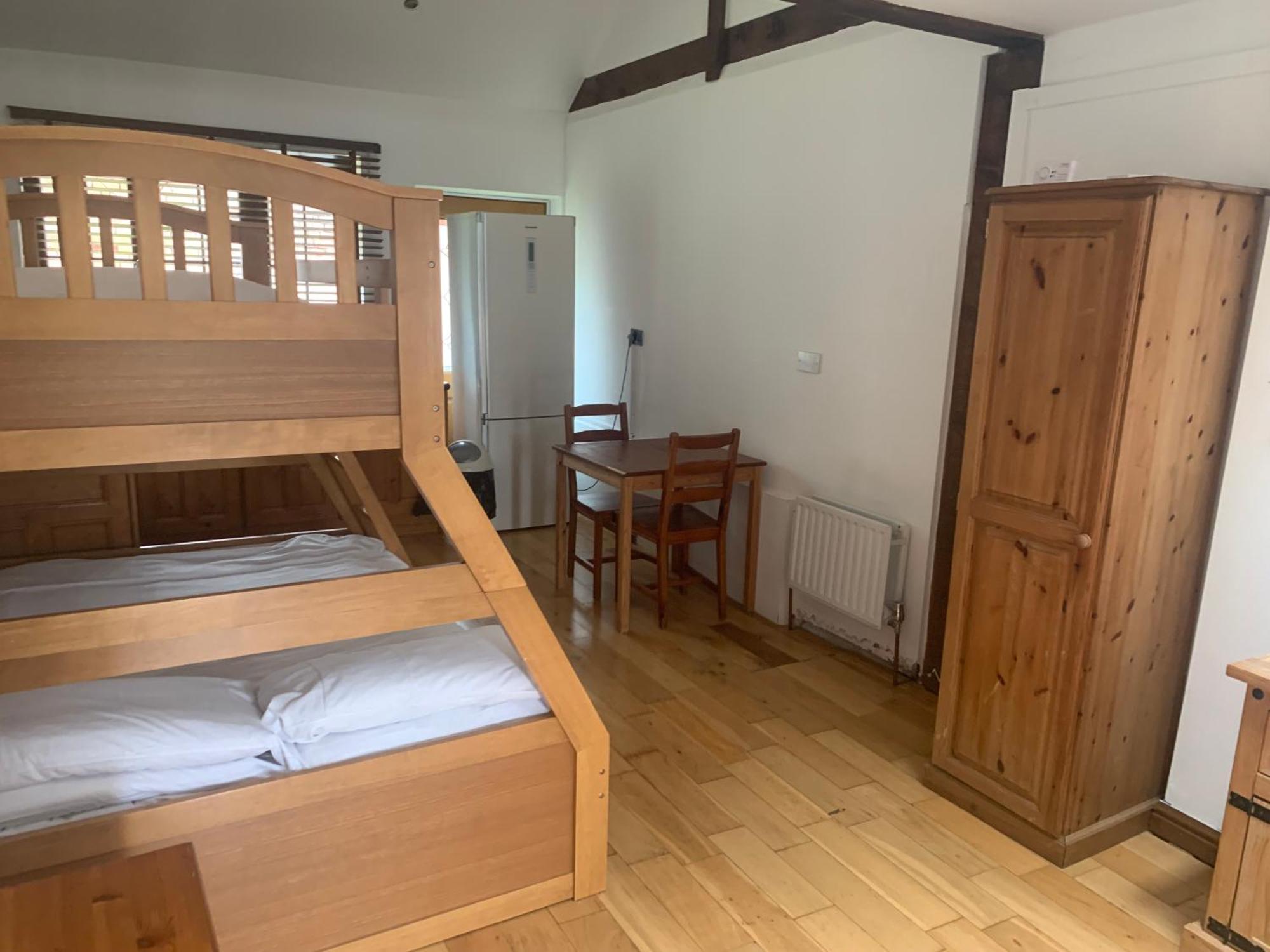 Bridge Farm Guesthouse Rooms Dundry Eksteriør bilde