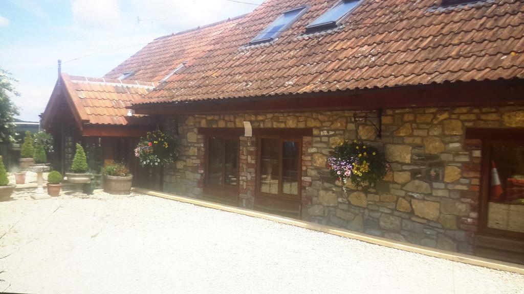 Bridge Farm Guesthouse Rooms Dundry Eksteriør bilde